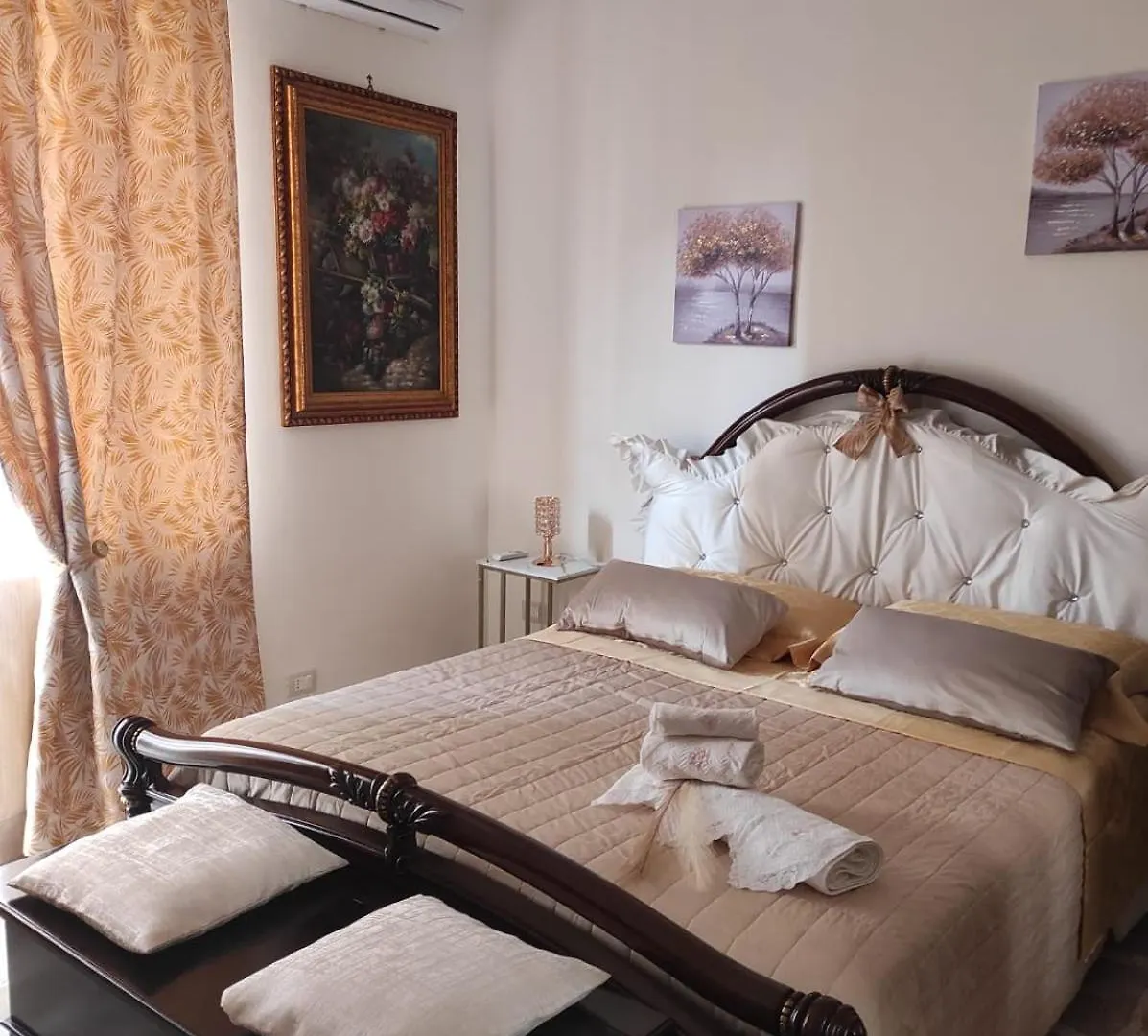 Medea Villa Floridia 0*,  Italy